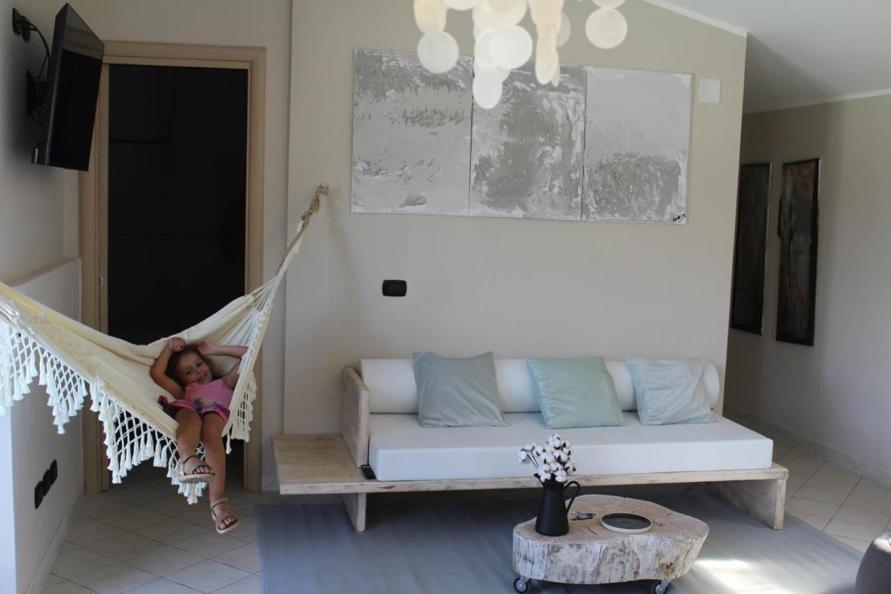 Villa Clicla - Pool, Sea,Hommock Swing And Laziness Imperia Exterior photo