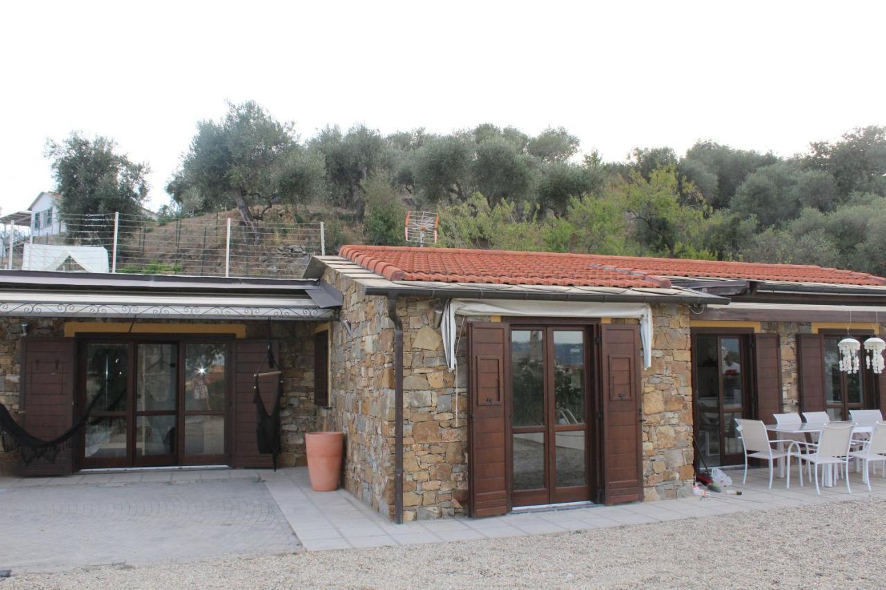 Villa Clicla - Pool, Sea,Hommock Swing And Laziness Imperia Exterior photo