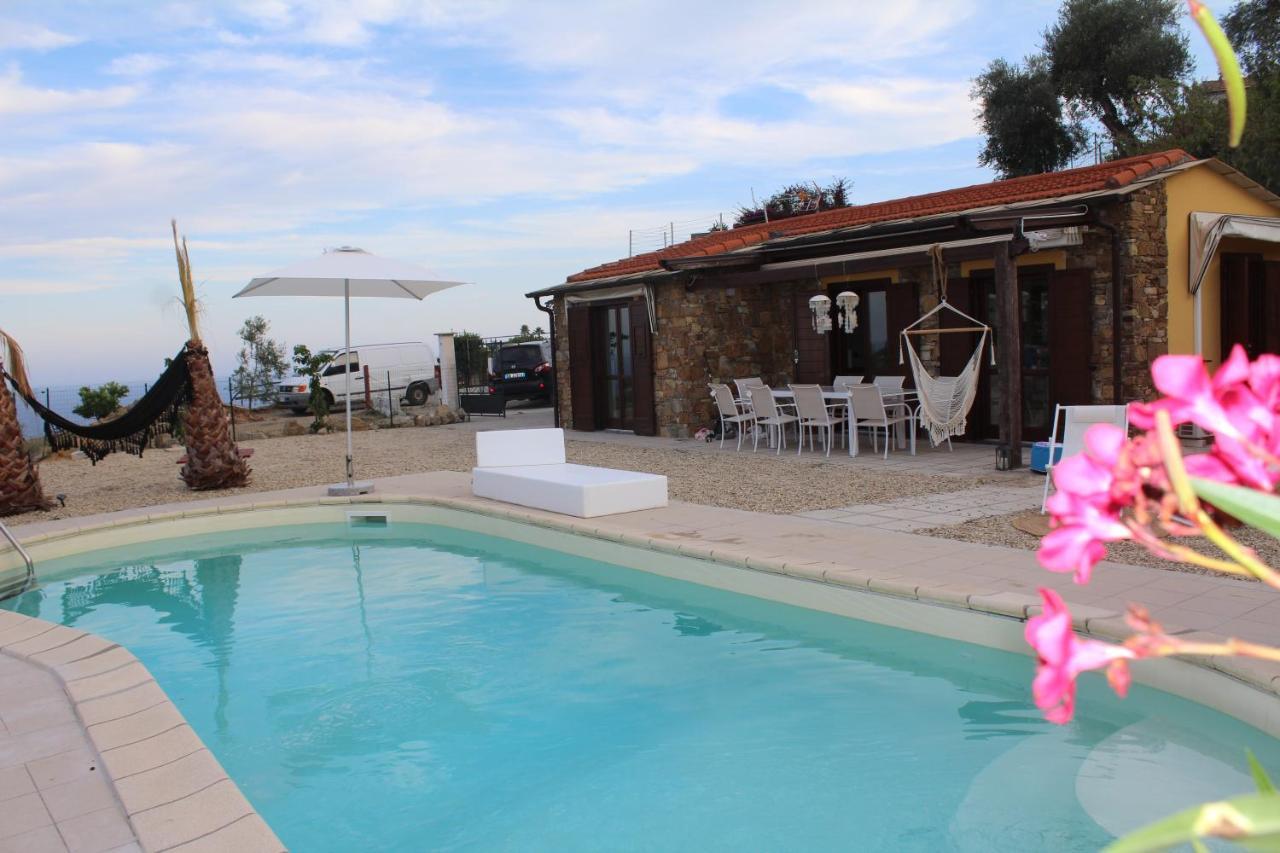 Villa Clicla - Pool, Sea,Hommock Swing And Laziness Imperia Exterior photo