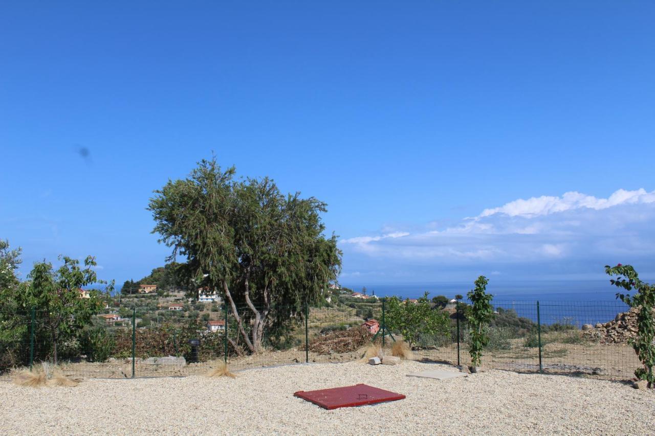 Villa Clicla - Pool, Sea,Hommock Swing And Laziness Imperia Exterior photo